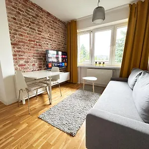 https://fantastays-sunny-cloud.hotelswroclaw.com